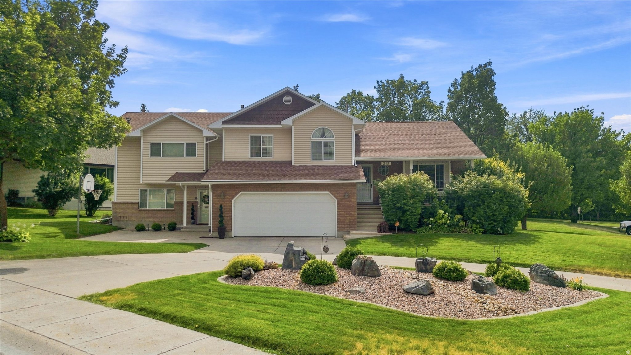 315  EDGEWOOD DR, Providence, UT 84332 — photo 1