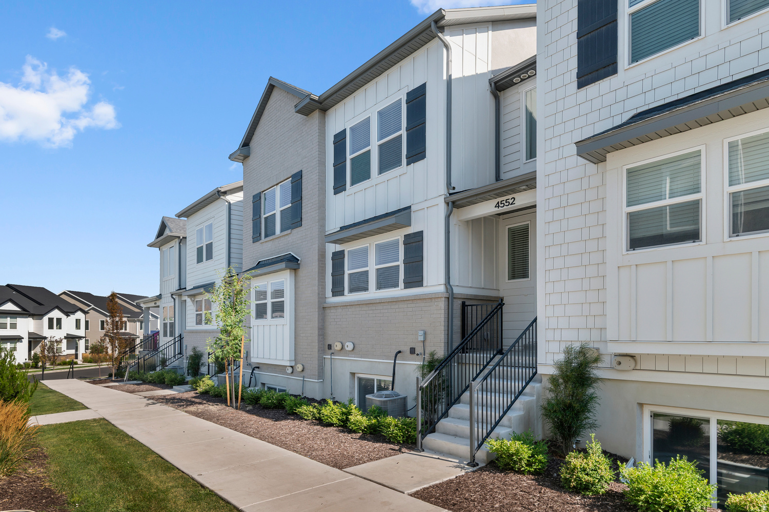 4552 W PARKES PEAK LN, Herriman, UT 84096 — photo 1