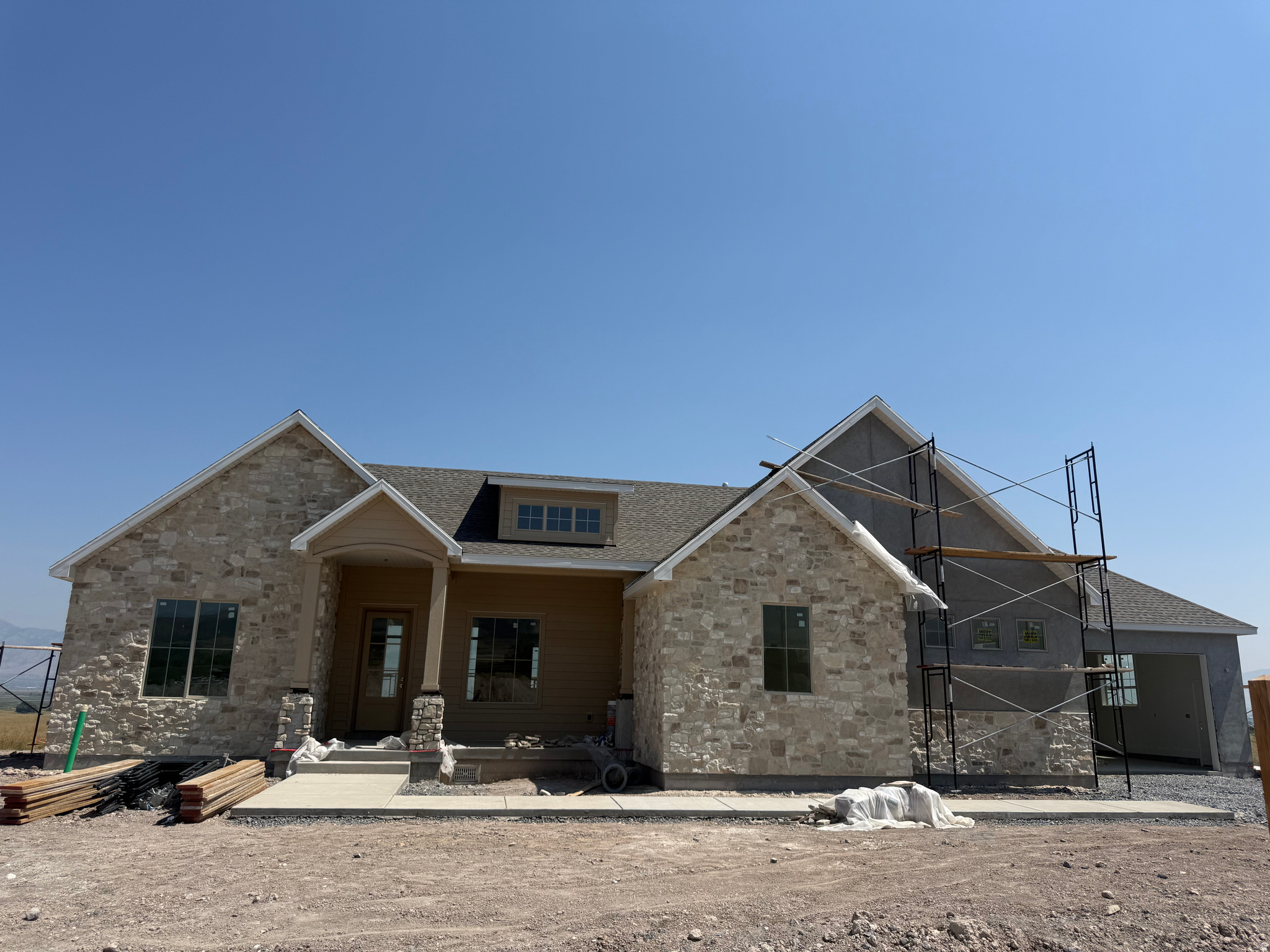 933 N 75 W #64