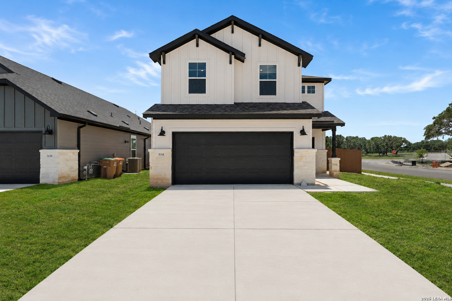 304 JERSEY LN, Boerne, TX 78006 — photo 1
