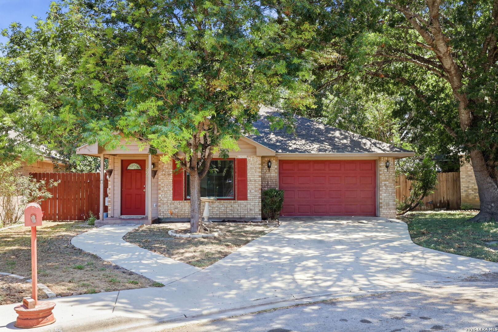 15 SHADOW CIR, New Braunfels, TX 78130 — photo 1