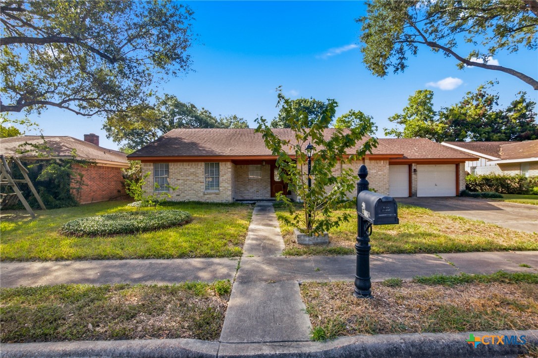 108 Castleway Street, Victoria, TX 77904 — photo 1