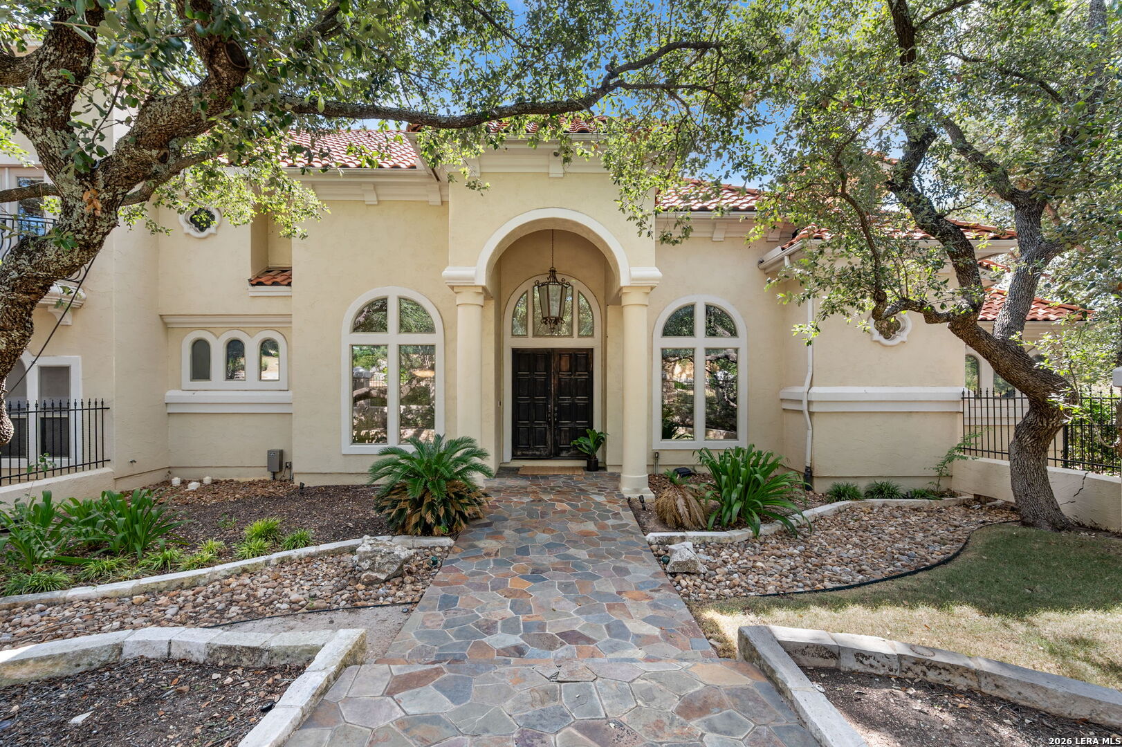 37 CHAMPION TRL, San Antonio, TX 78258 — photo 1