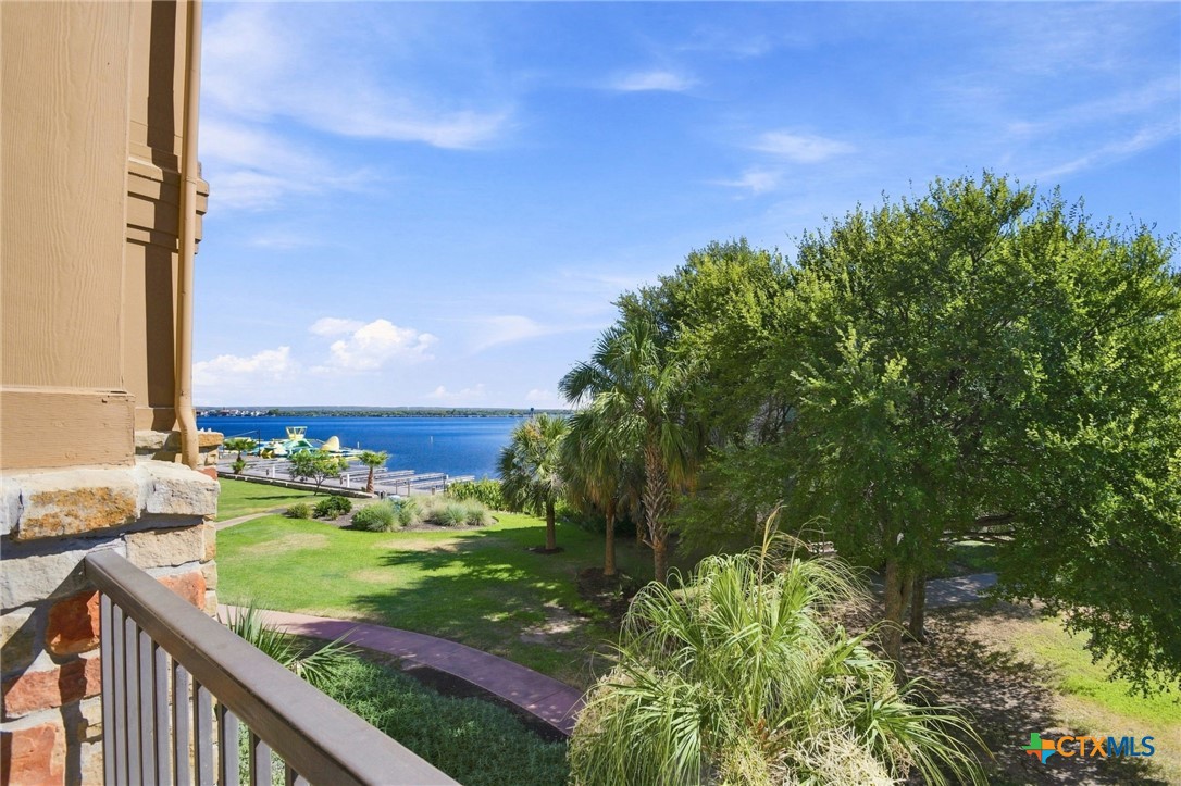 96 Island Drive 12, Horseshoe Bay, TX 78657 — photo 1