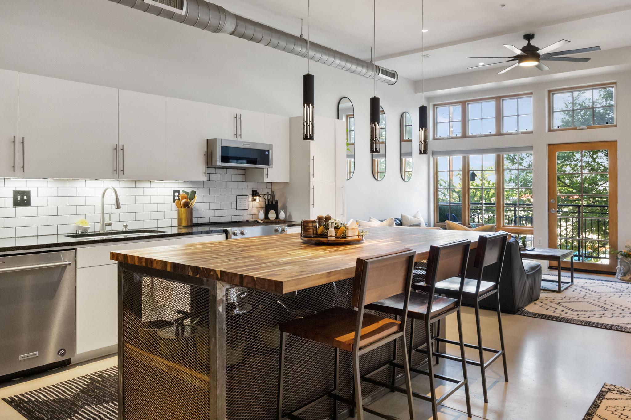 2235 E 6th St #216, Austin, TX 78702 — photo 1