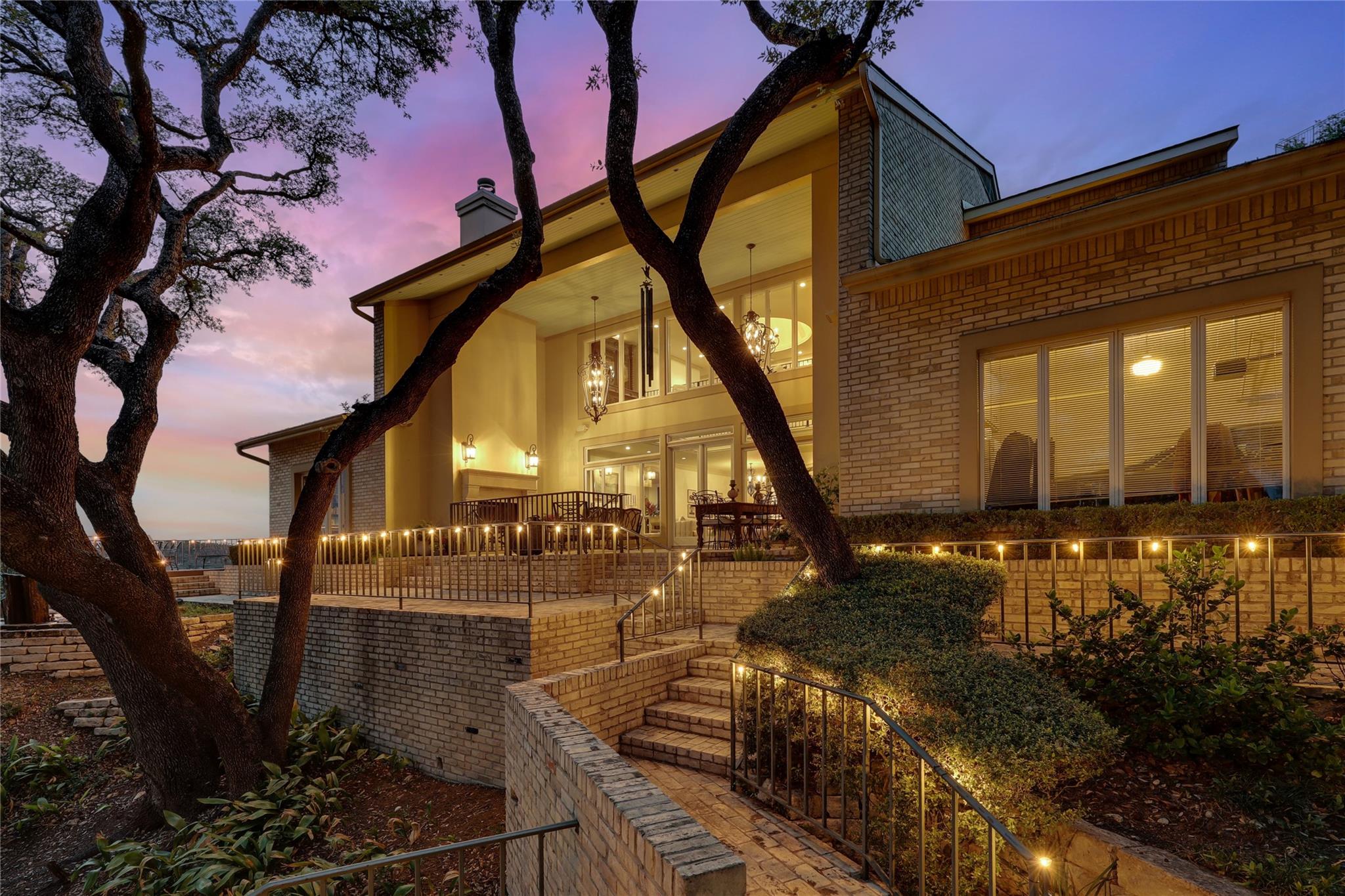 3418  Mount Bonnell Cir, Austin, TX 78731 — photo 1