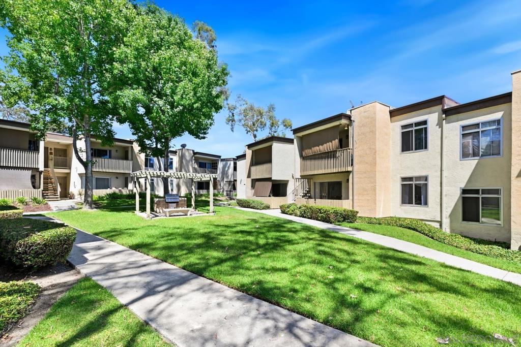 432 Edgehill Ln. 145, Oceanside, CA 92054 — photo 1