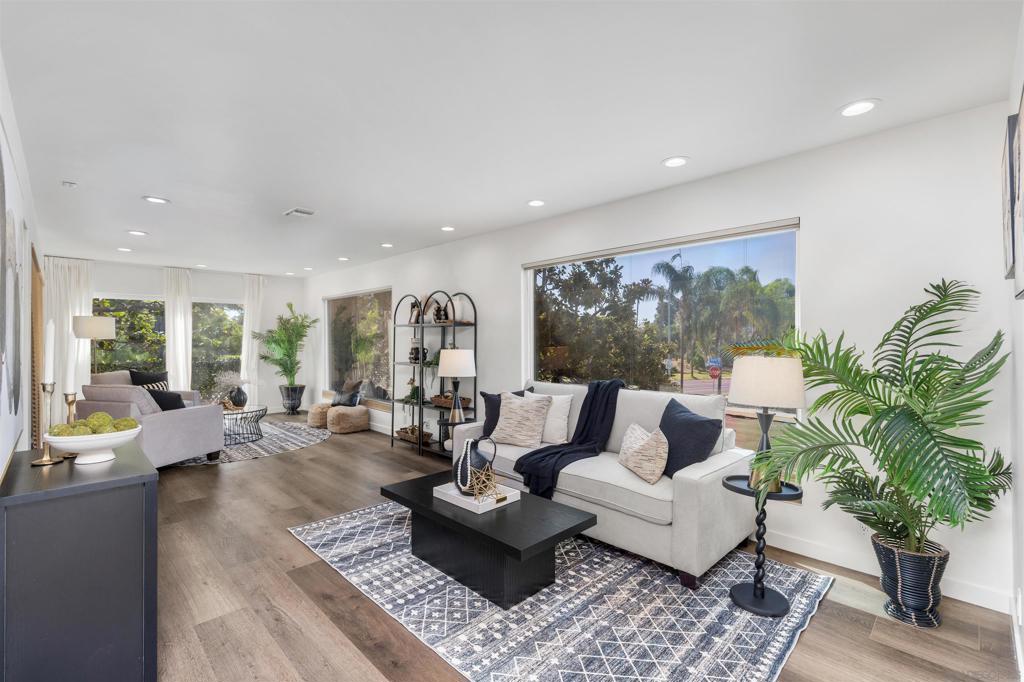 540 Hawthorn 1A, San Diego, CA 92101 — photo 1