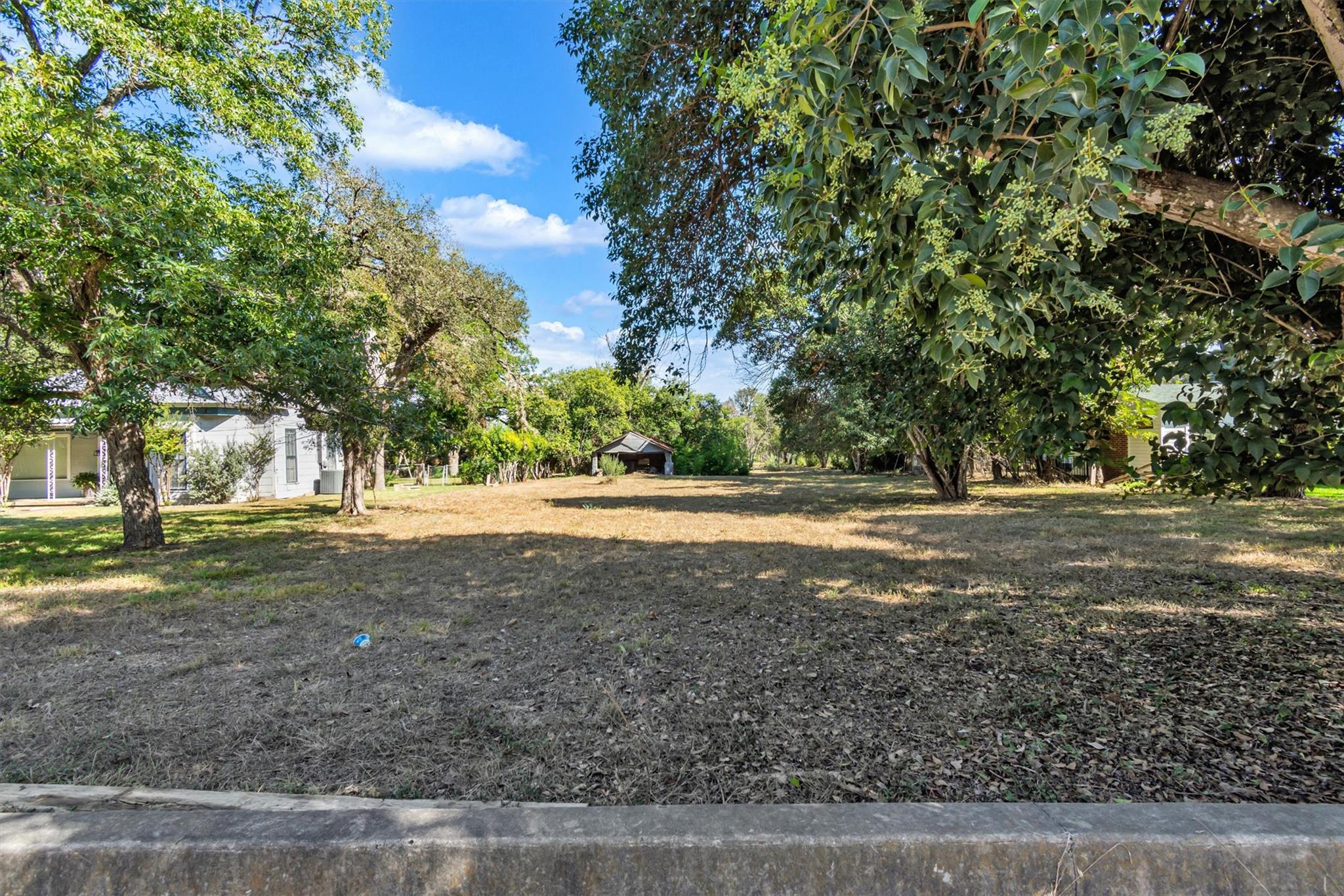 1247 W San Antonio St, San Marcos, TX 78666 — photo 1