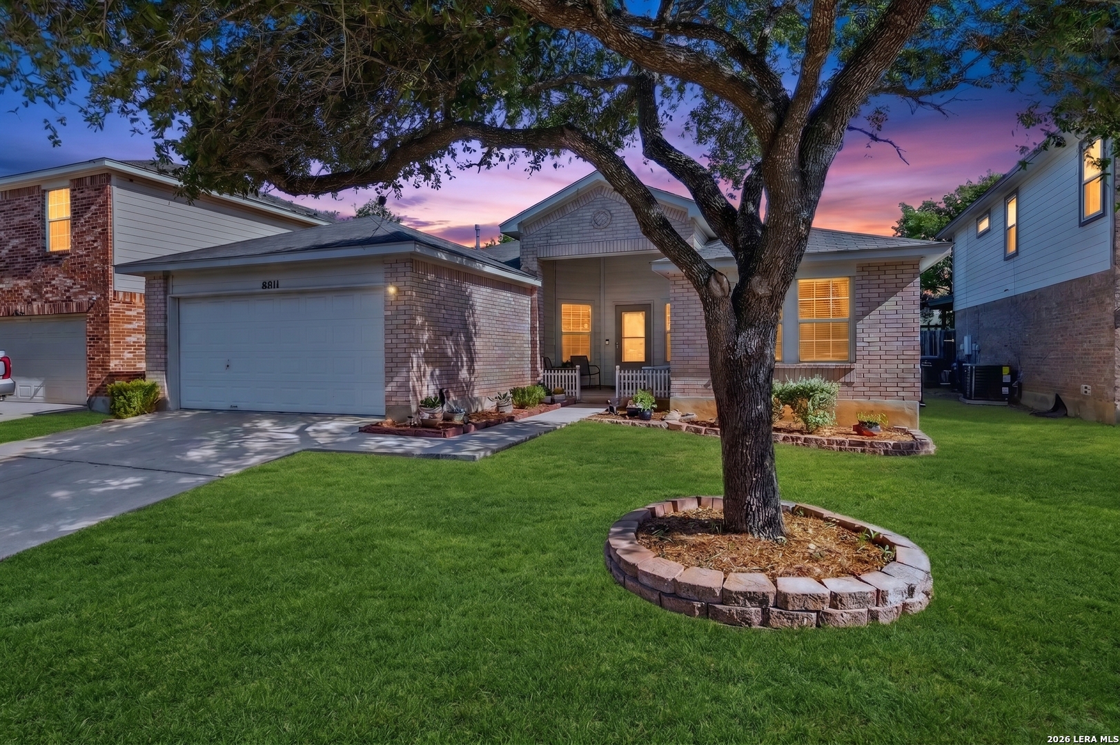 8811 Burgandy, San Antonio, TX 78240 — photo 1