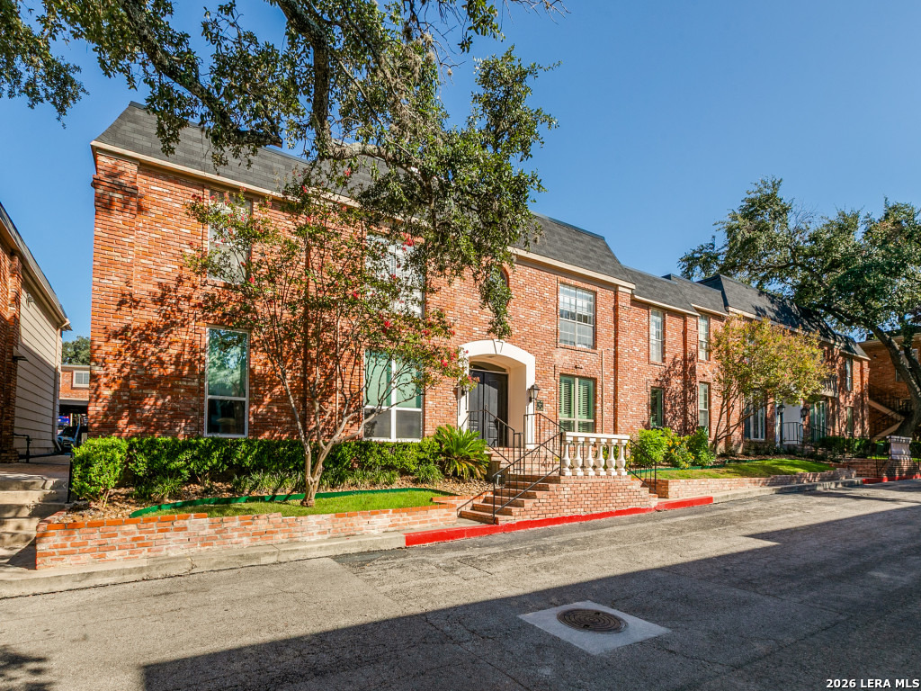 7500 CALLAGHAN RD, San Antonio, TX 78229 — photo 1