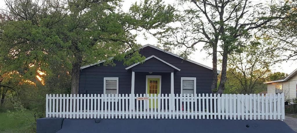 1166  Ridgeway Dr, Austin, TX 78702 — photo 1