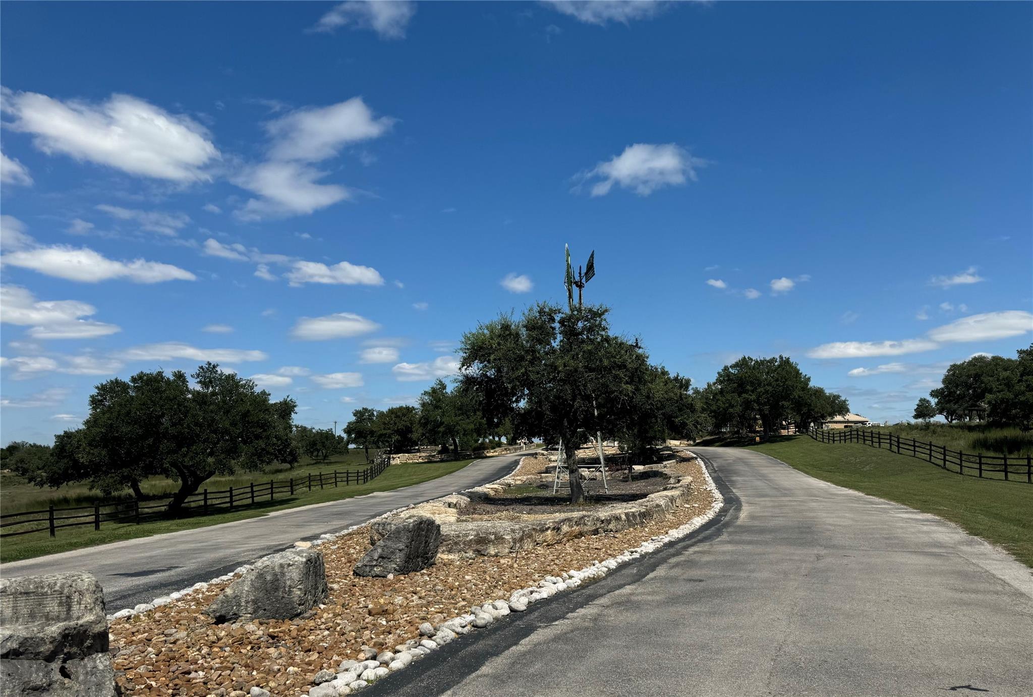 113 N John Bird St, Blanco, TX 78606 — photo 1