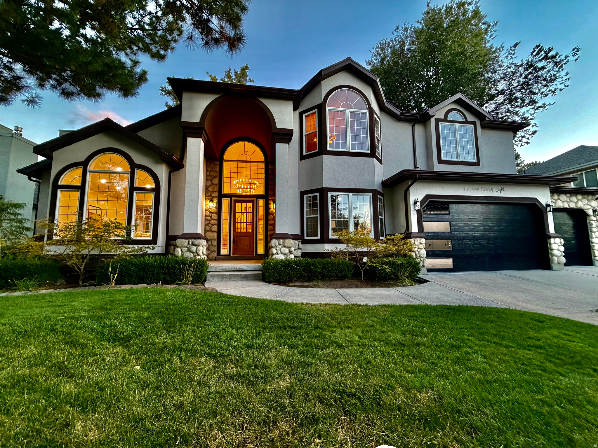 1938 E VINTAGE WOODS CT, Holladay, UT 84117 — photo 1