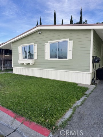 1025 S Riverside Avenue 121, Rialto, CA 92376 — photo 1