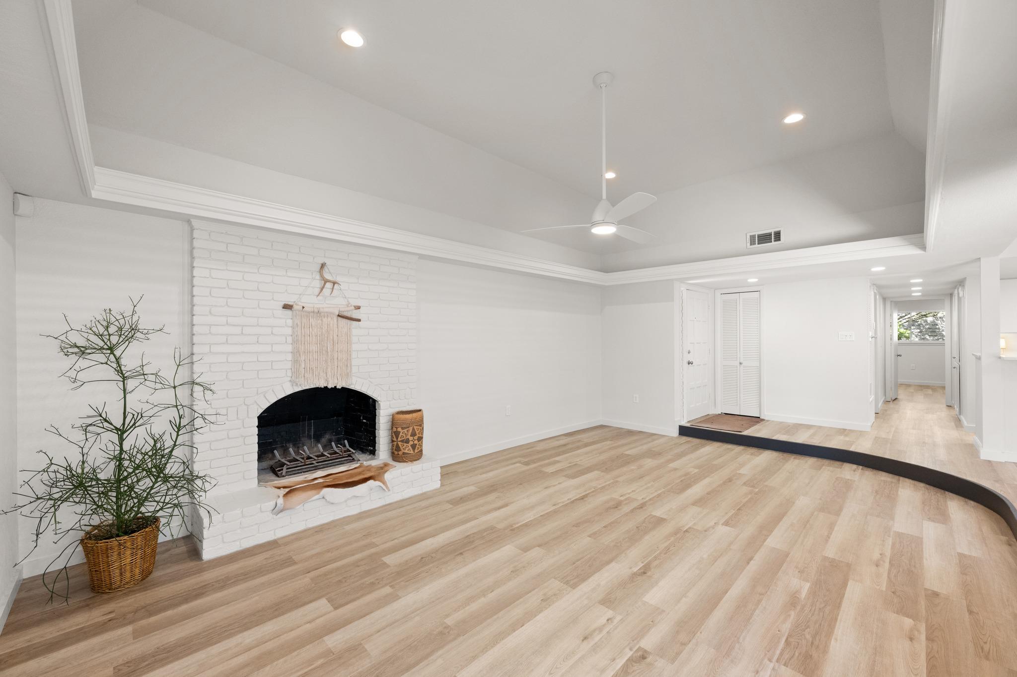 3204  Maywood Ave  #B, Austin, TX 78703 — photo 1