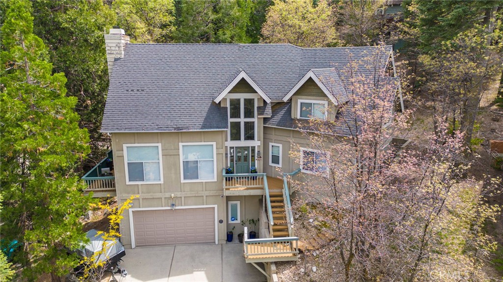 163 S Grass Valley, Lake Arrowhead, CA 92352 — photo 1