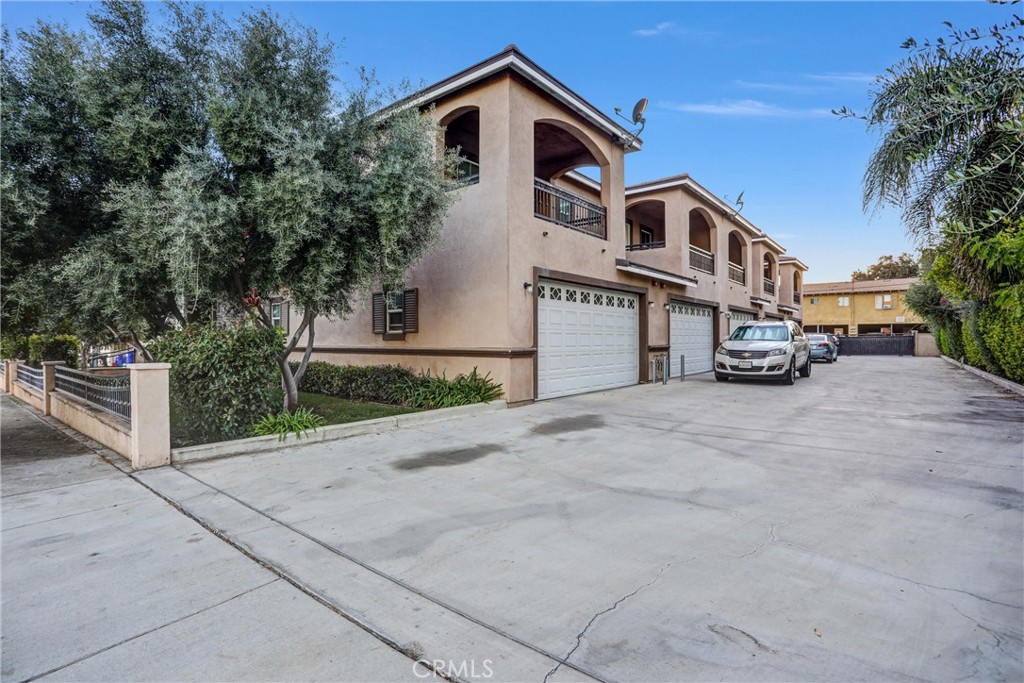 228 N Orange, Rialto, CA 92376 — photo 1