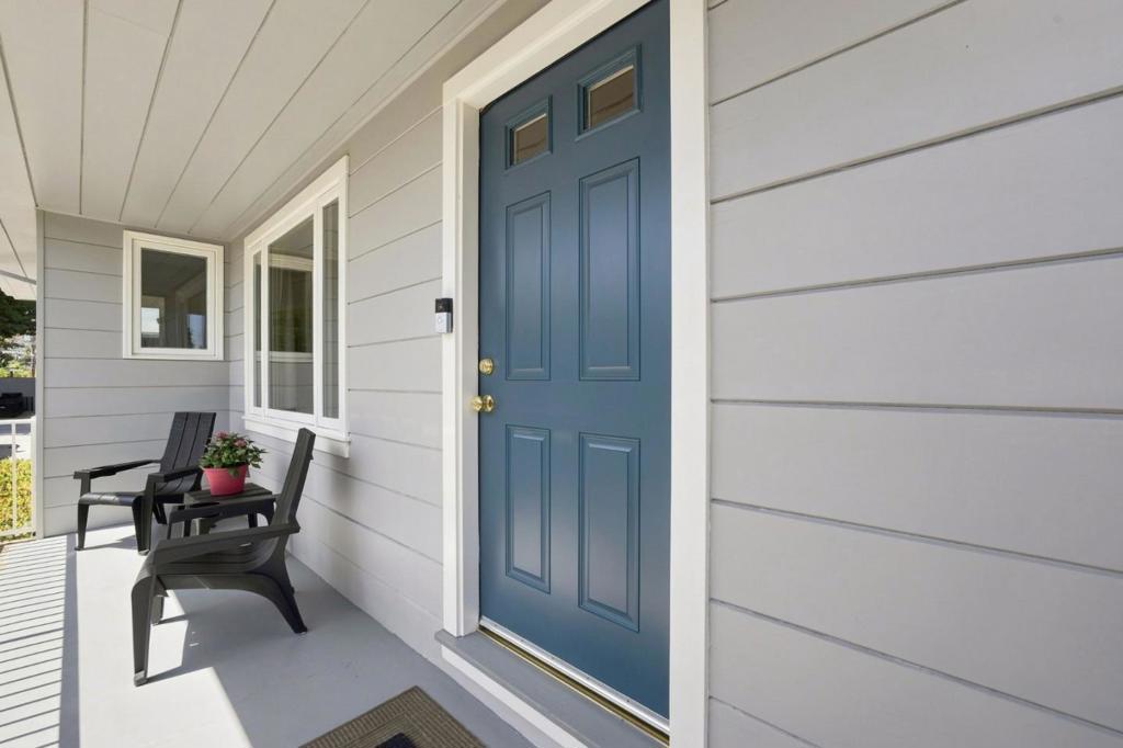 334 Oakview Drive, San Carlos, CA 94070 — photo 1
