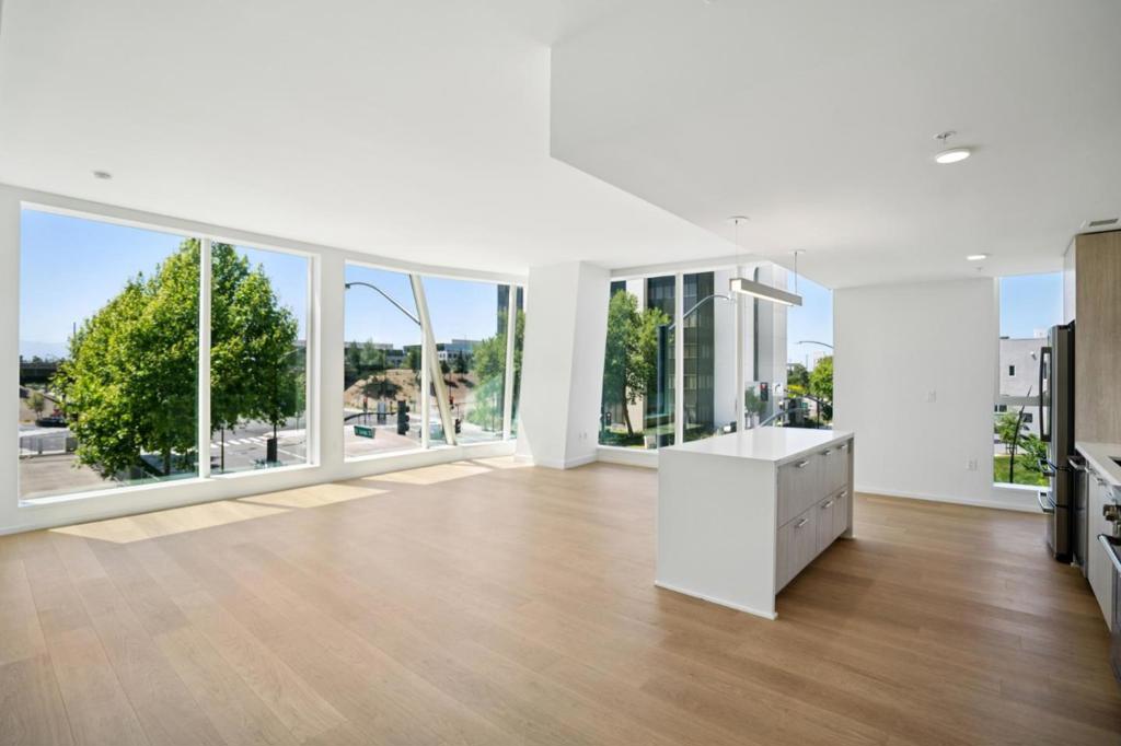 188 W Saint James Street 10302, San Jose, CA 95110 — photo 1