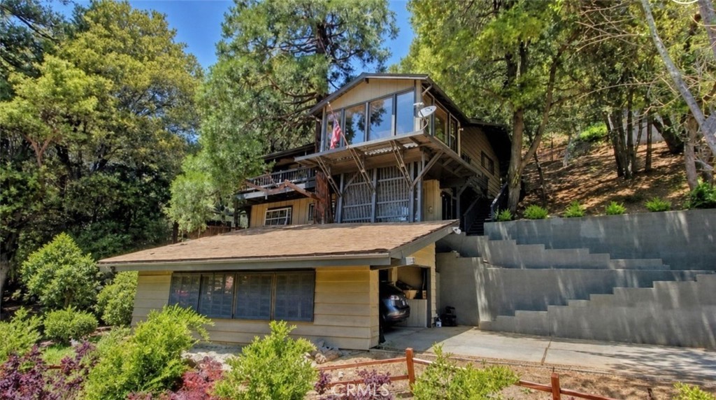 468 Zermatt, Crestline, CA 92325 — photo 1