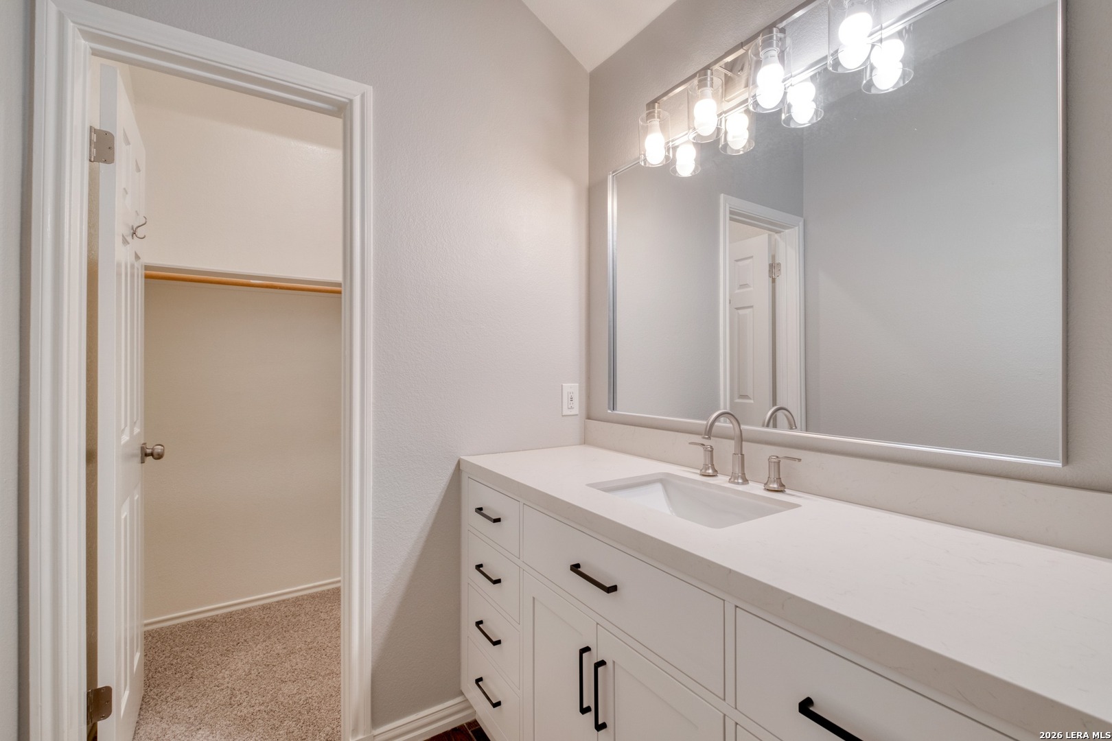 10114 THOMAS LN, , 78620 — photo 1