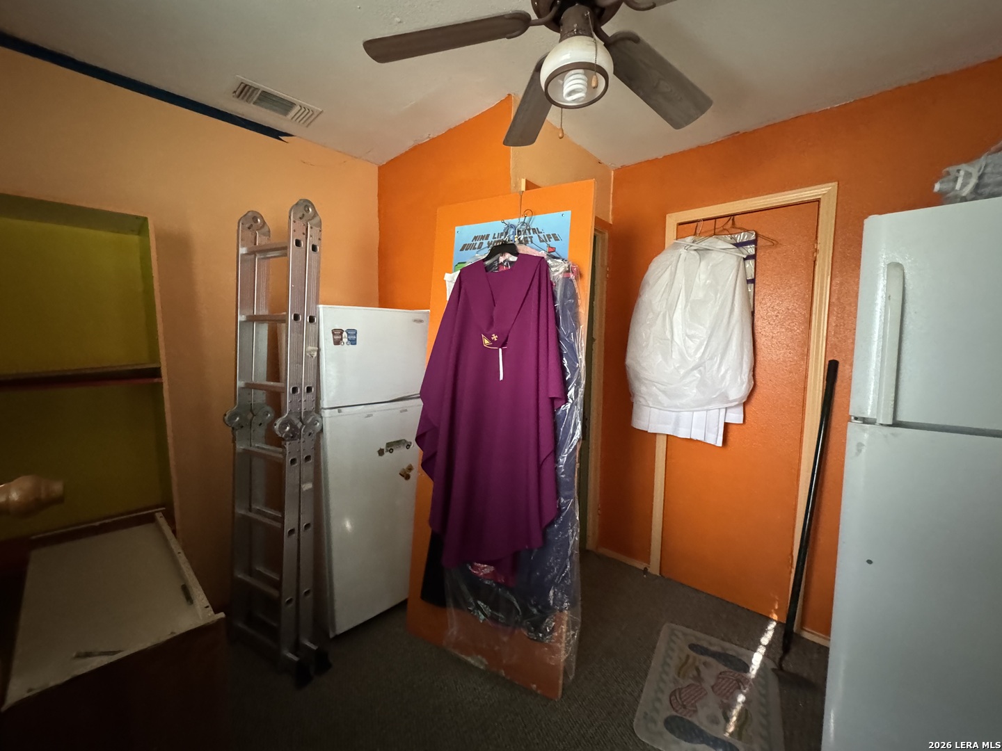 415 CRESWELL DR, ,  78220 — photo 1
