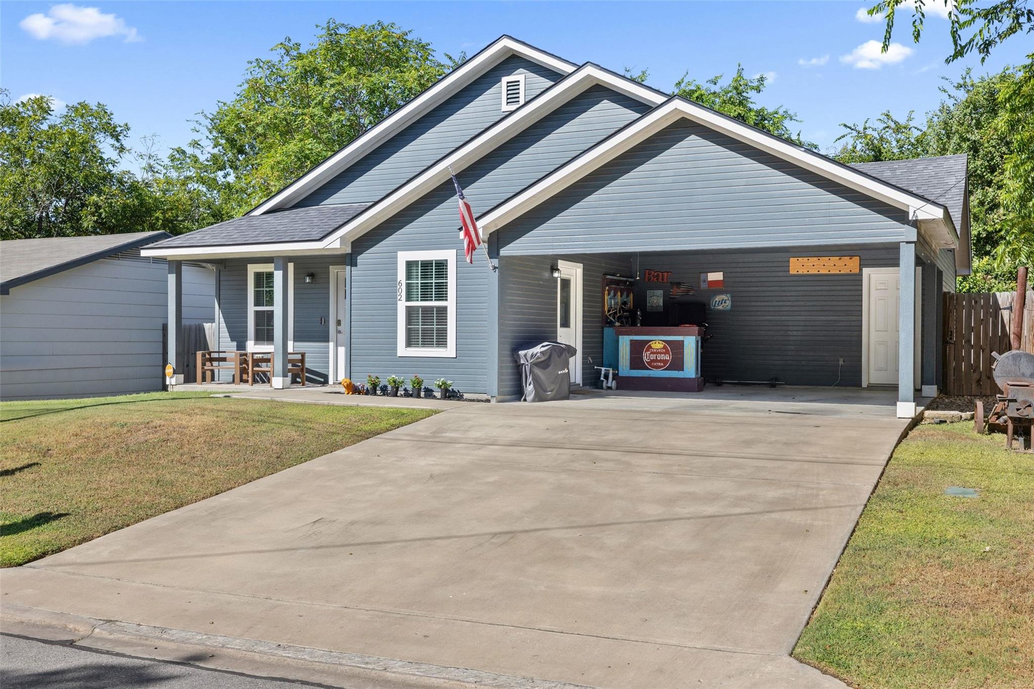 602 Pierce, Burnet, TX 78611 — photo 1