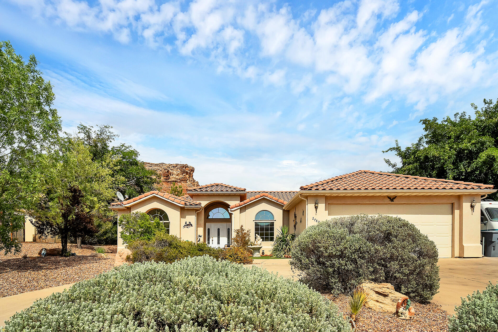 2789 S Tonaquint DR, St George, UT 84790 — photo 1