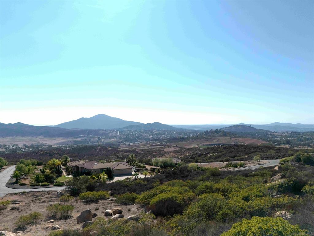 85 Presilla Dr 85