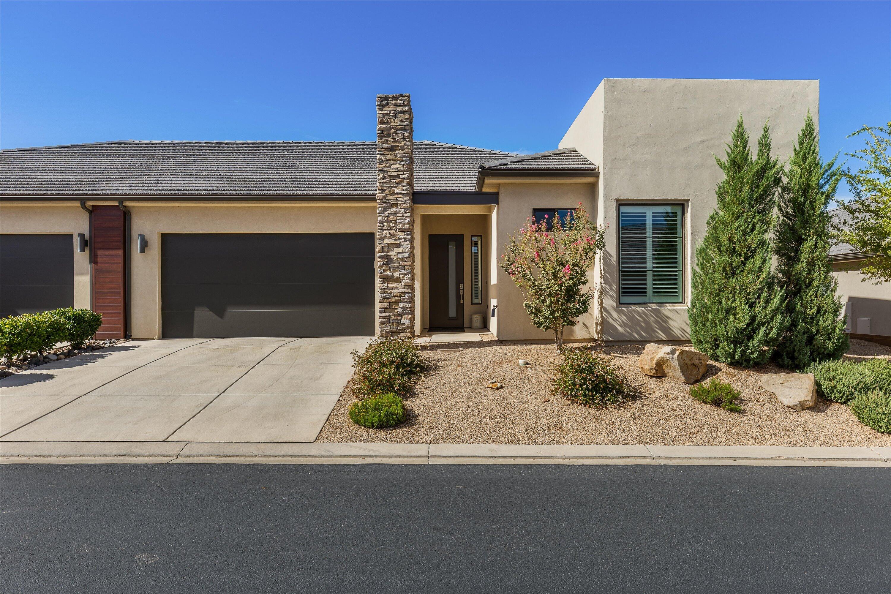 1205 W GRAYSON DR, St George, UT 84790 — photo 1