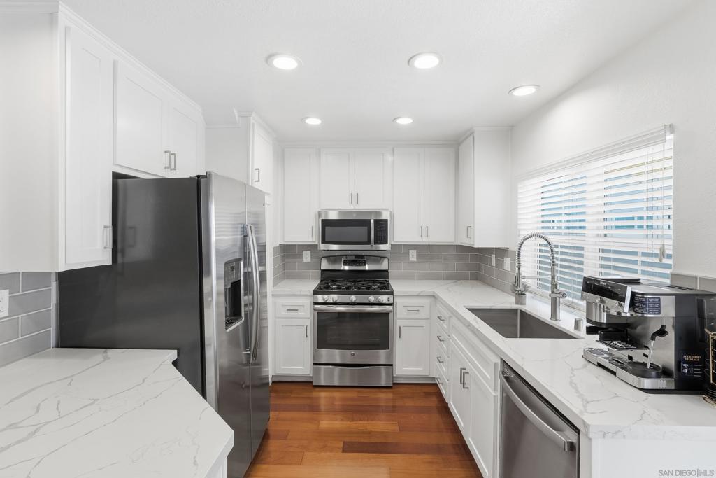 10060 Scripps Vista Way 39, San Diego, CA 92131 — photo 1