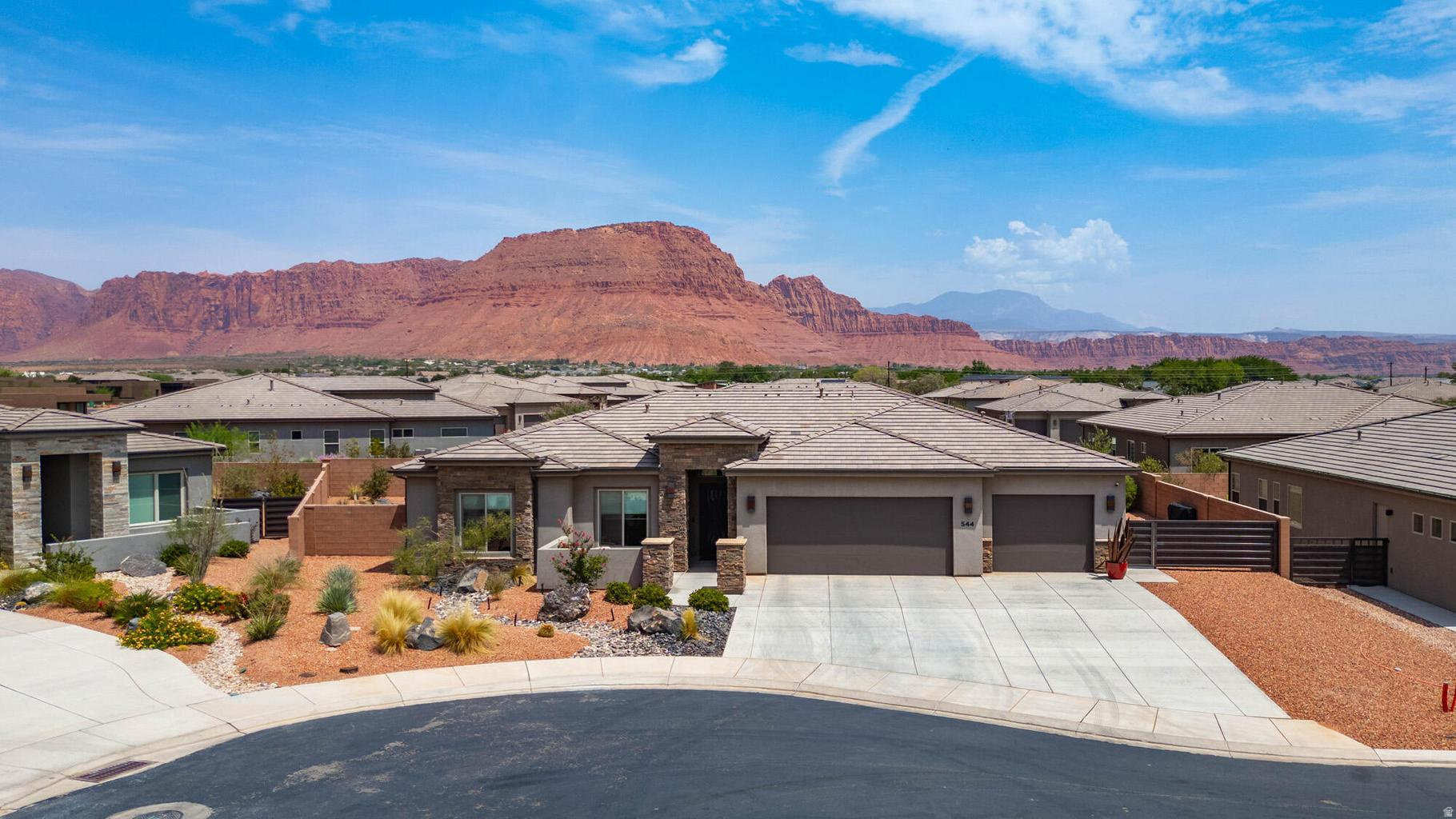 544 W FITNESS WAY, Ivins, UT 84738 — photo 1