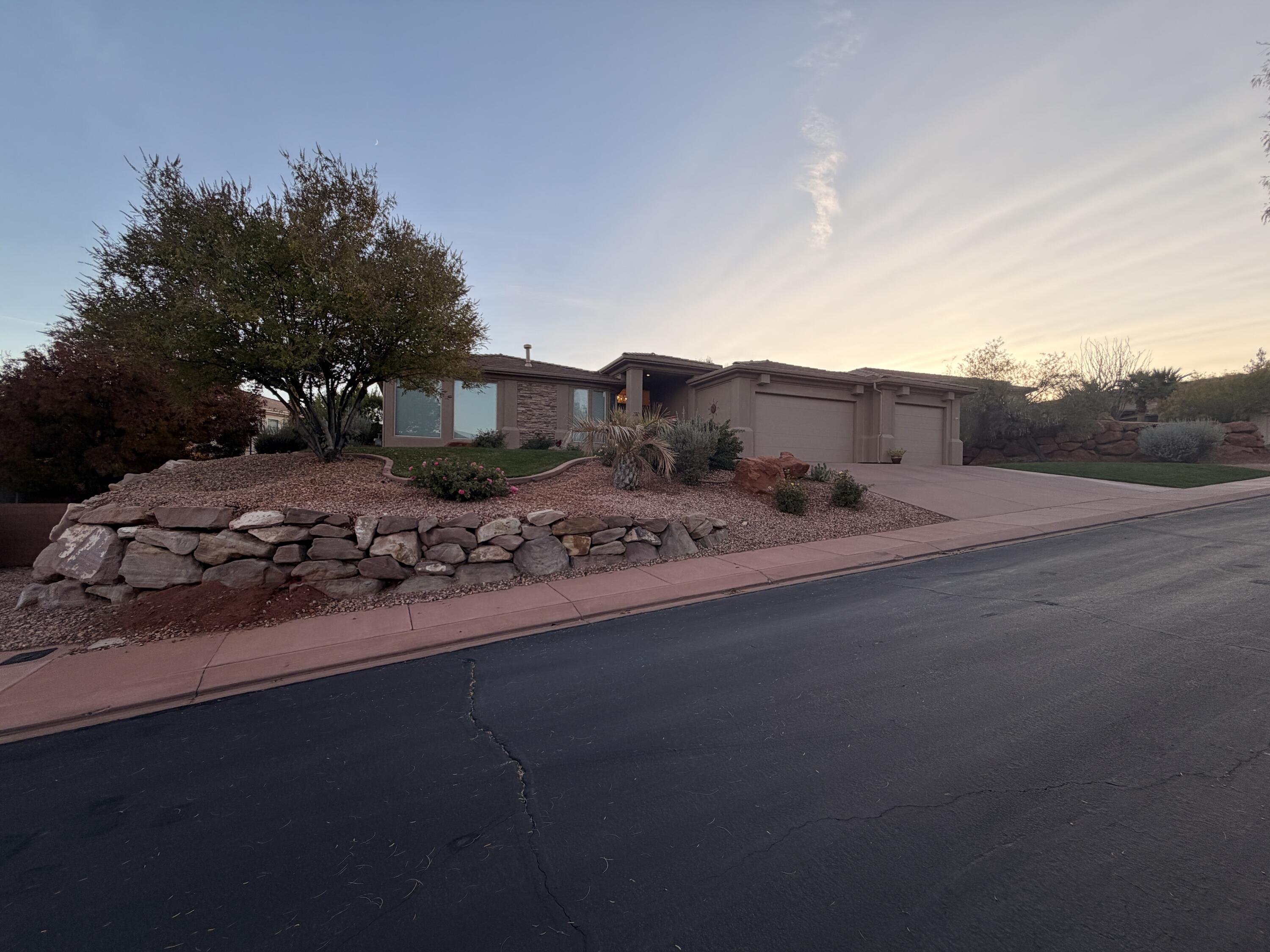1399 W Cedar DR 243, St George, UT 84770 — photo 1