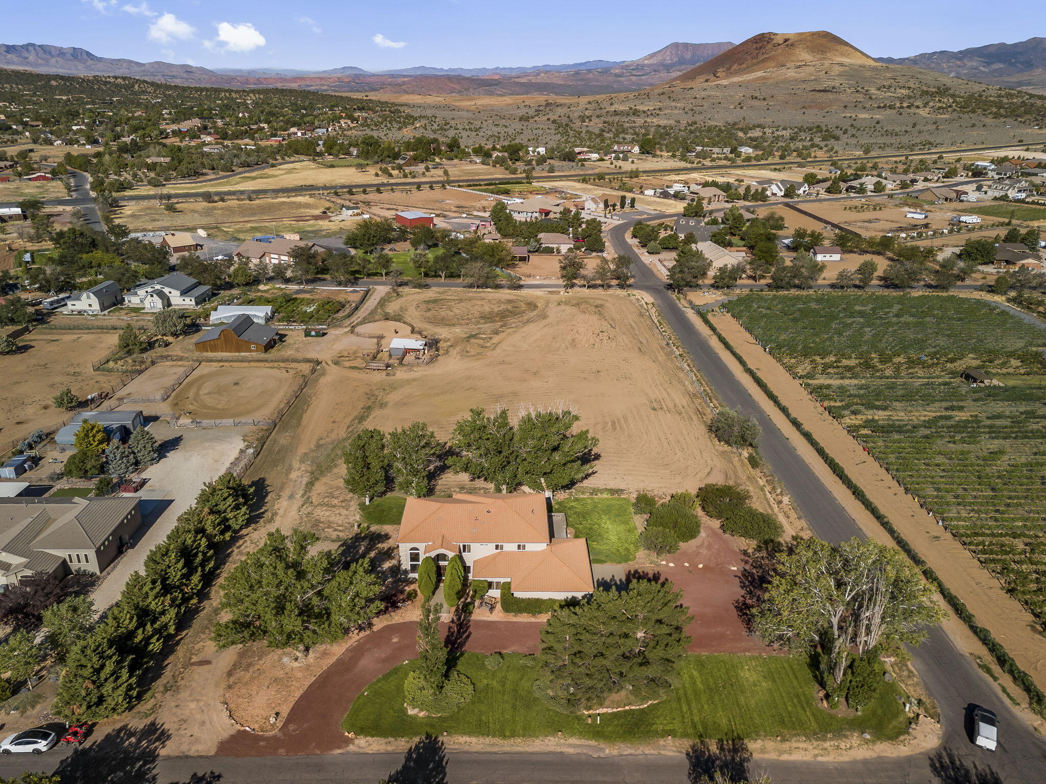 1217 N Horsemans Park DR, Dammeron Valley, UT 84783