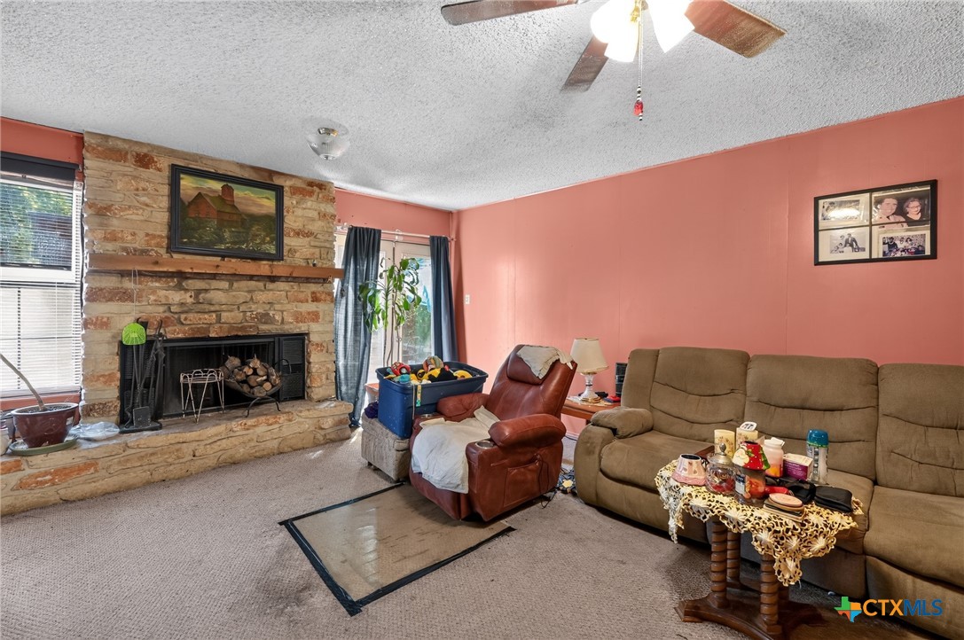 120 Collins, Killeen, TX 76541 — photo 1