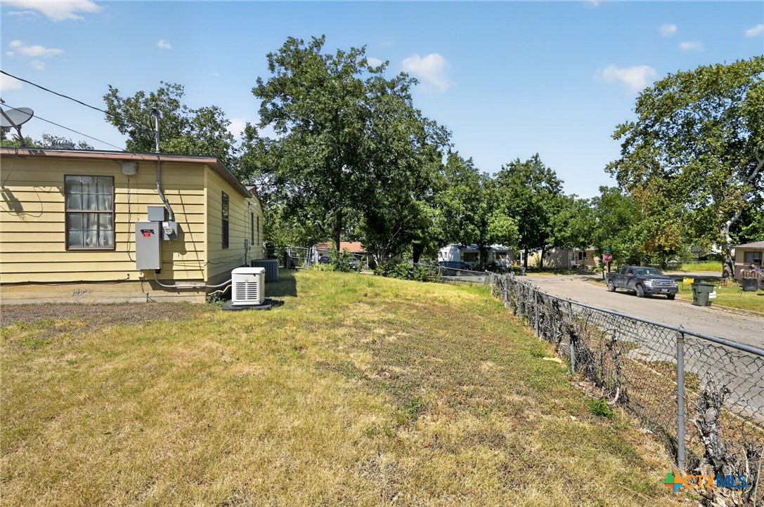 120 Collins Avenue, Killeen, TX 76541 — photo 1