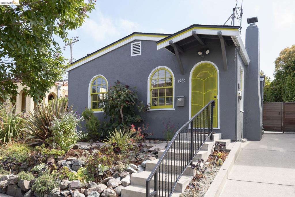 1905 Chestnut St, Berkeley, CA 94702 — photo 1