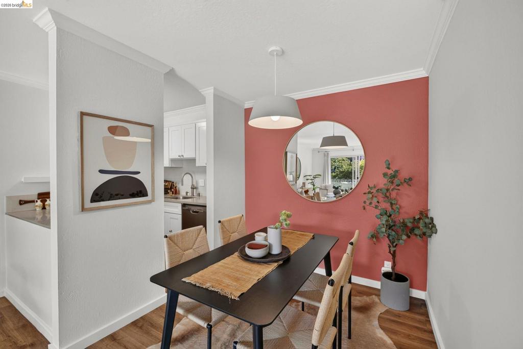 555 Jean St 319, Oakland, CA 94610 — photo 1