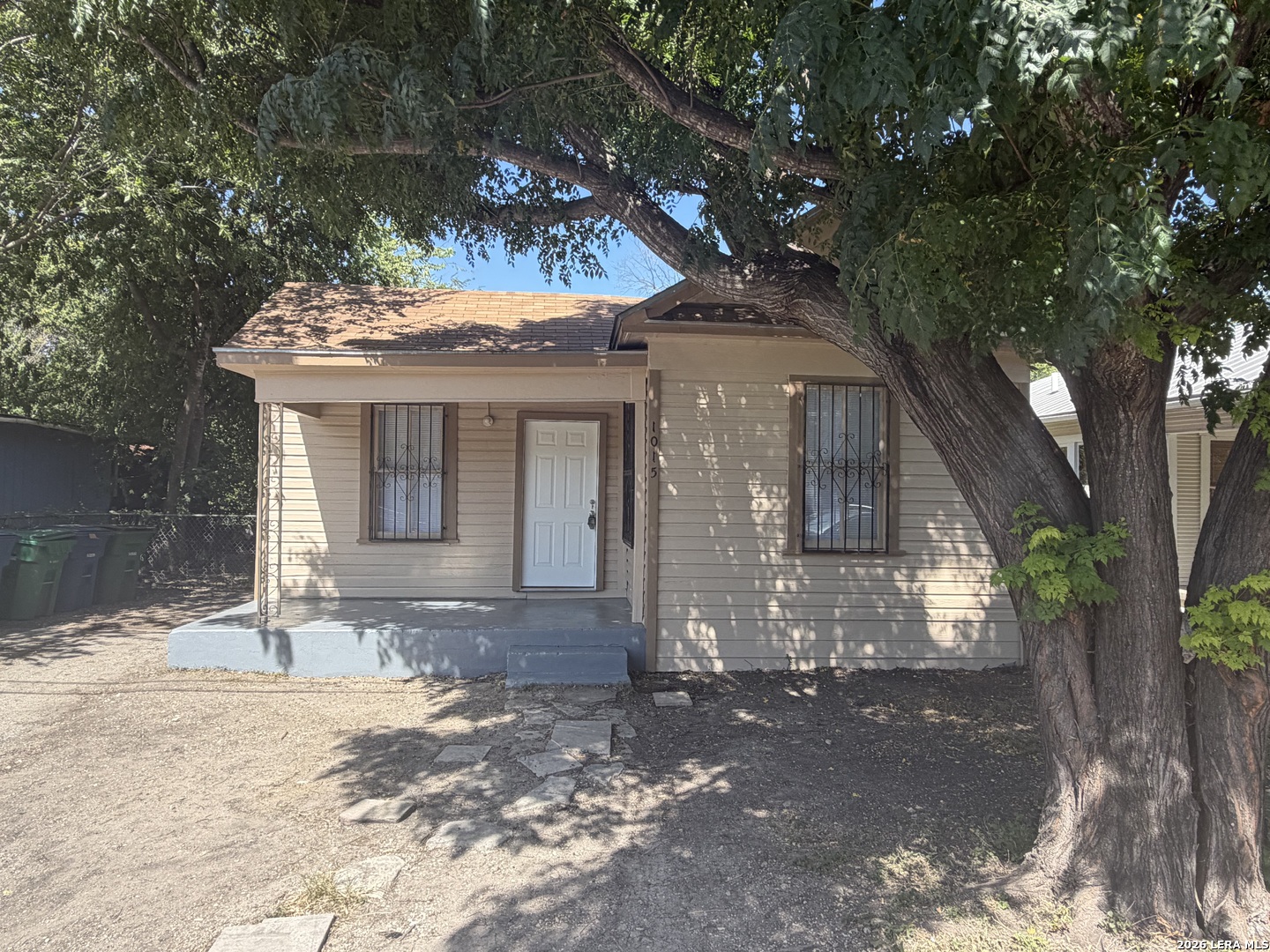 1015 Saint James, San Antonio, TX 78202 — photo 1