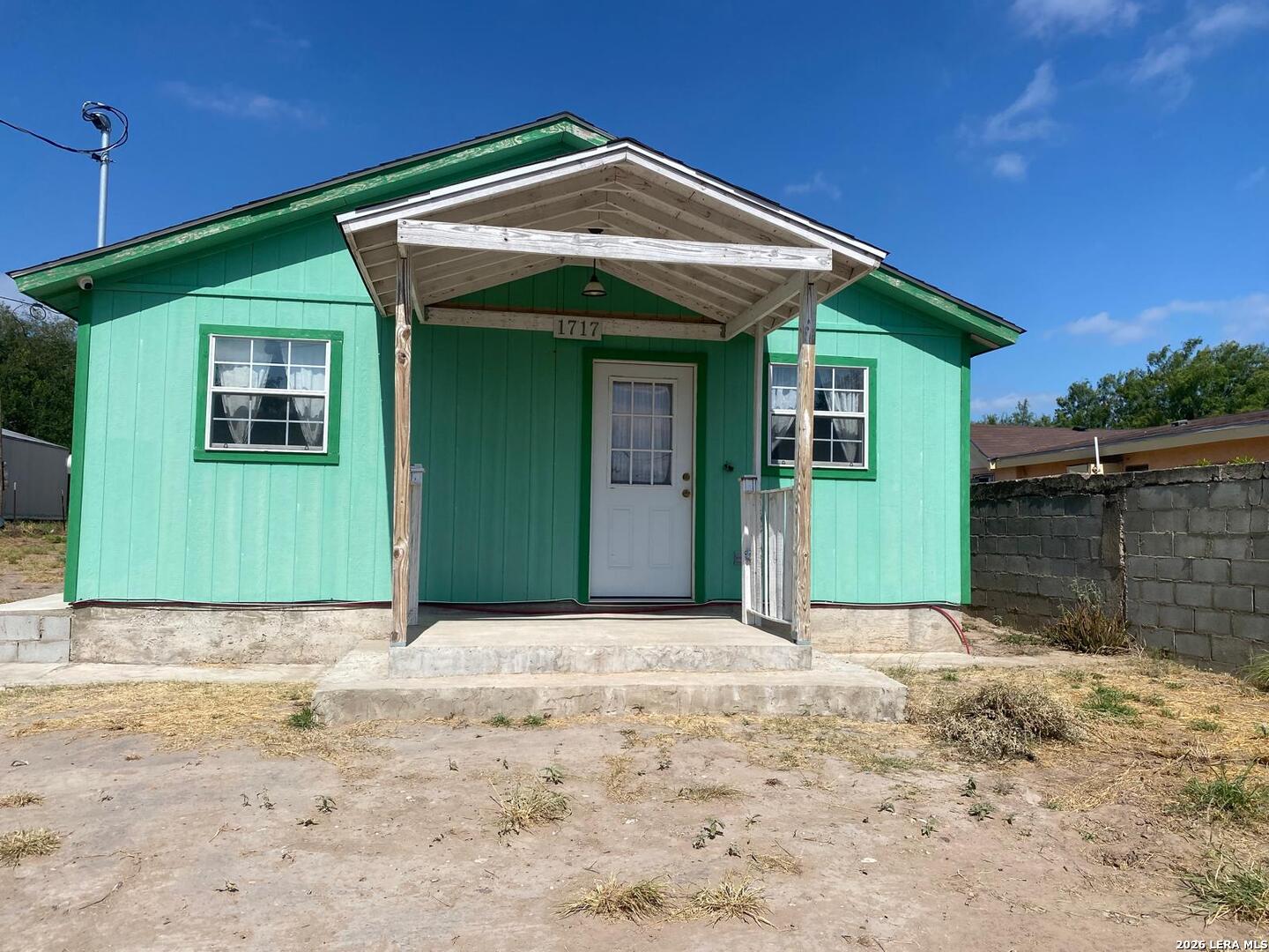 1717 Calle Ginebra, Eagle Pass, TX 78852 — photo 1