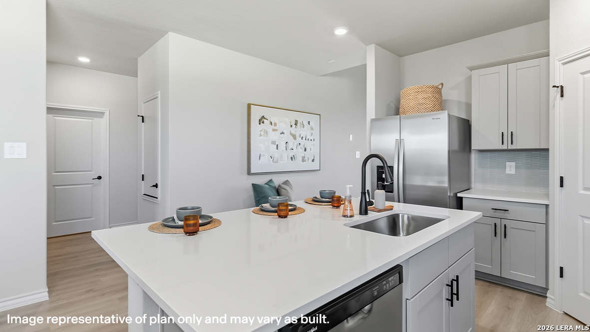 101 Ivy Way, ,  78056 — photo 1