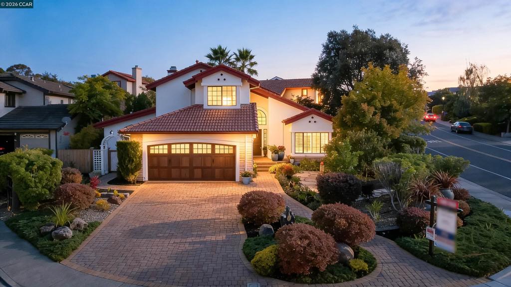 100 Opal Ct, Hercules, CA 94547 — photo 1