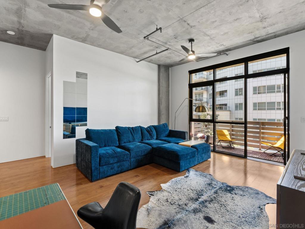 527 10th Ave. 402, San Diego, CA 92101 — photo 1