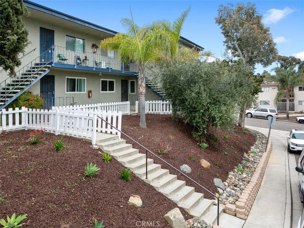 267 Alestar, Vista, CA 92084 — photo 1