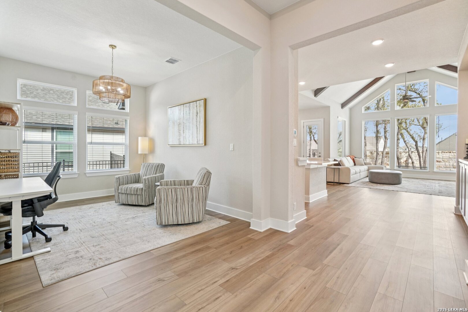 205 Vamanos, ,  78006 — photo 1
