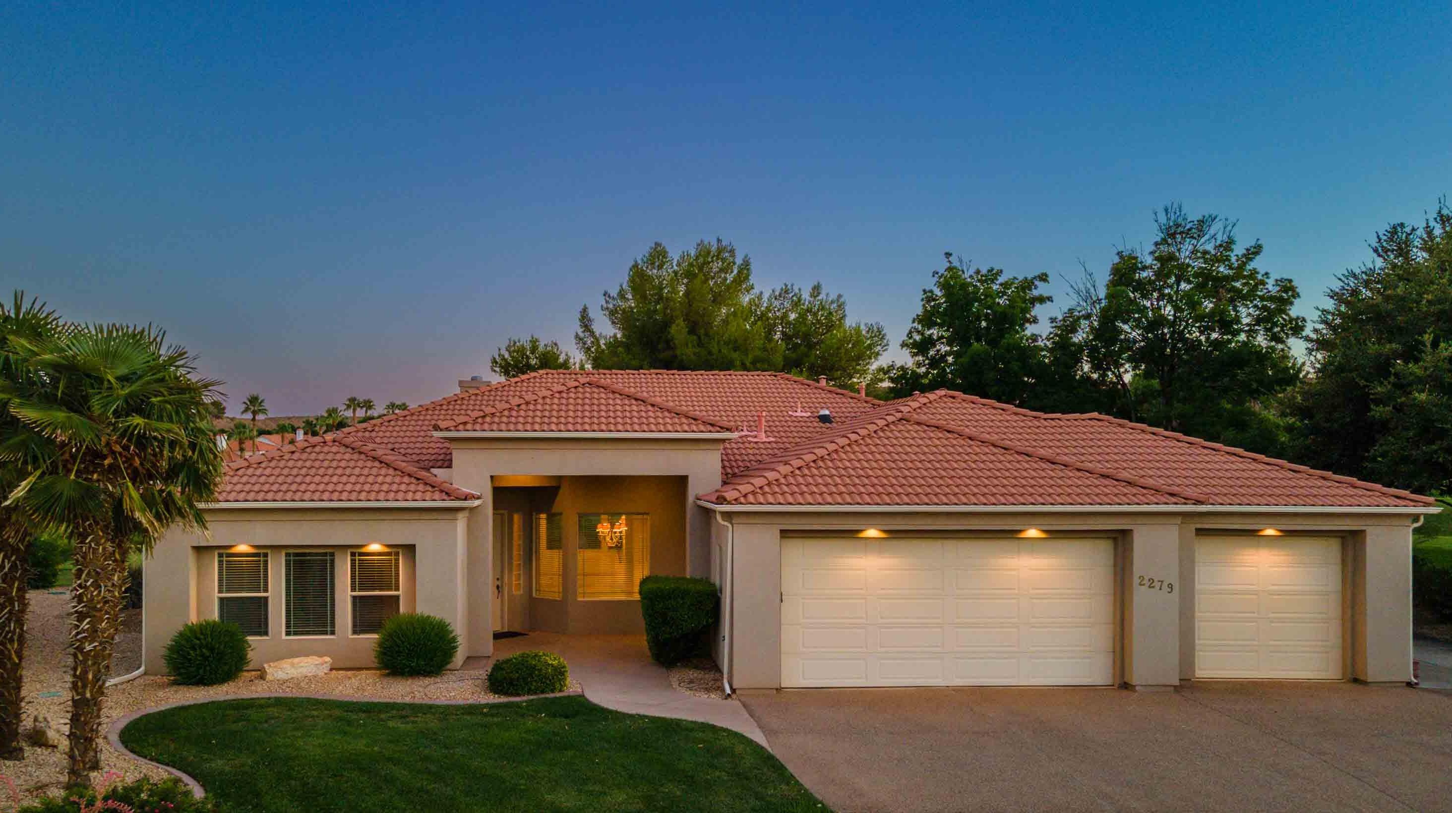 2279 W RIVERS EDGE LN, St George, UT 84770 — photo 1