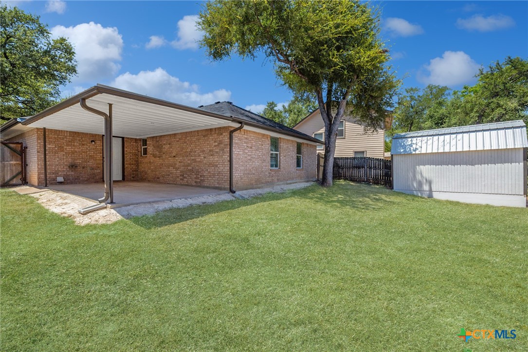 1107 Avenue M, Belton, TX 76513 — photo 1