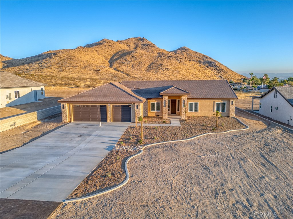 19715 Roanoke Road, Apple Valley, CA 92307 — photo 1