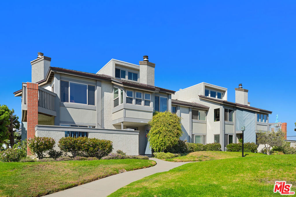 4532 La Brea Street, Oxnard, CA 93035 — photo 1